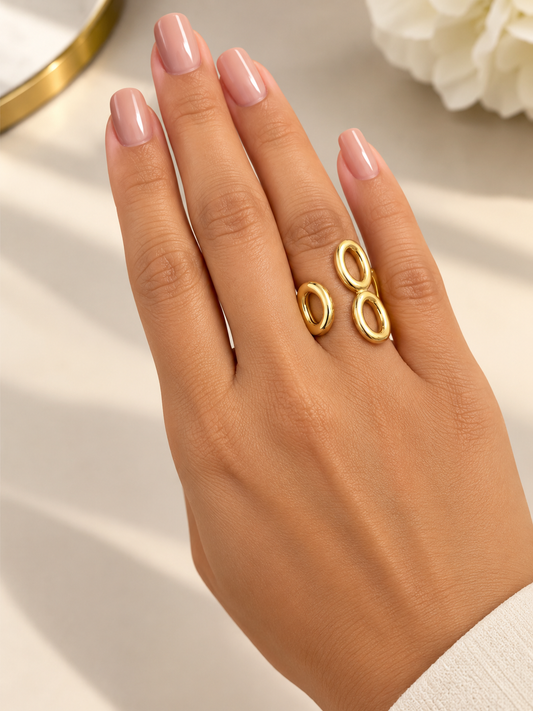 Loops Ring